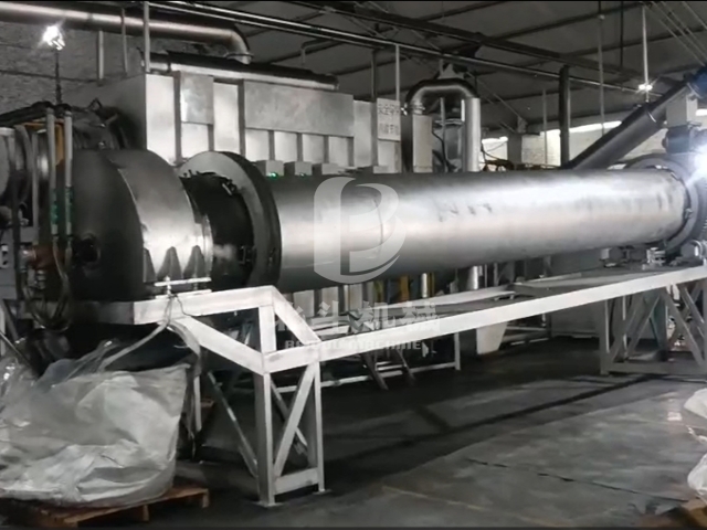 炭化機(jī)驅(qū)動(dòng)廢樹(shù)脂熱解,強(qiáng)勢(shì)開(kāi)啟資源逆襲之路